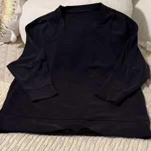 Lululemon Athletica Black Softstreme 3/4 Sleeve Crewneck Sz 6 Hits at Hip NWOT